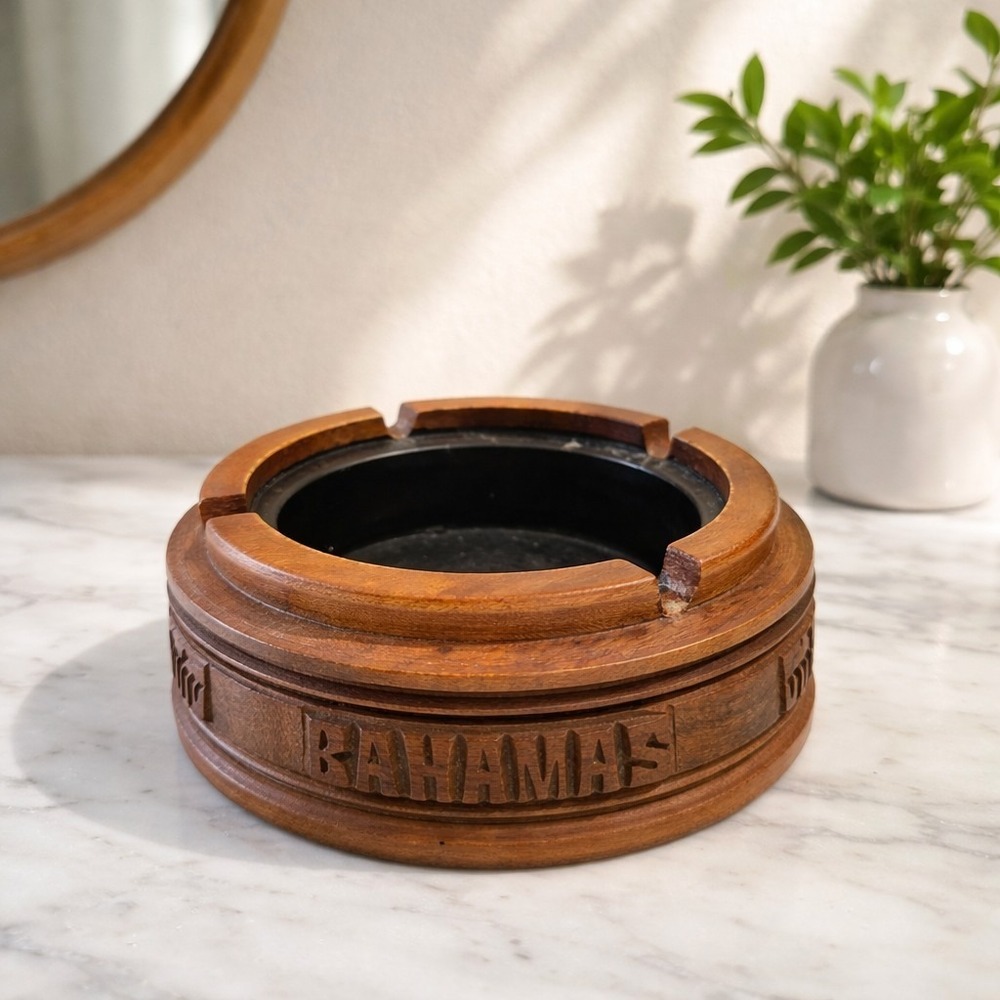 Vintage Hand Carved Solid Wood‎ Ashtray Bahamas